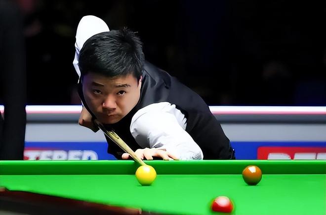 梁民革：本赛季目标是至少打进10球；我希望尽快回归热刺