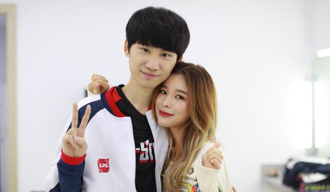 托尼：劳塔罗是国米的灵魂，但他在队友面前应多展现出笑容