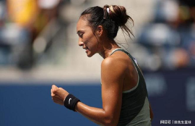 随着切尔西1-1阿森纳，英超积分榜更新：曼联、利物浦分列第7第8