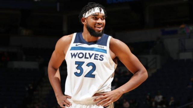 界羽坛前列 界羽坛前列